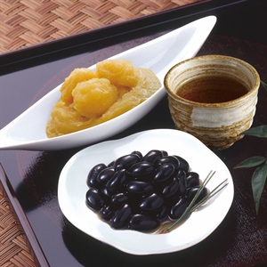 はべ黒庵　丹波黒の煮豆と栗きんとん（のしなし）